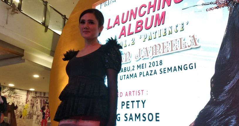Rilis Album, Mulan Jameela Bantah Saingi Single Maia Estianty