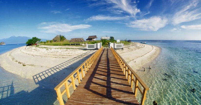 Kunjungi Pulau Kenawa, Nikmati Sunset di Bukit Kecil Tak Berpenghuni