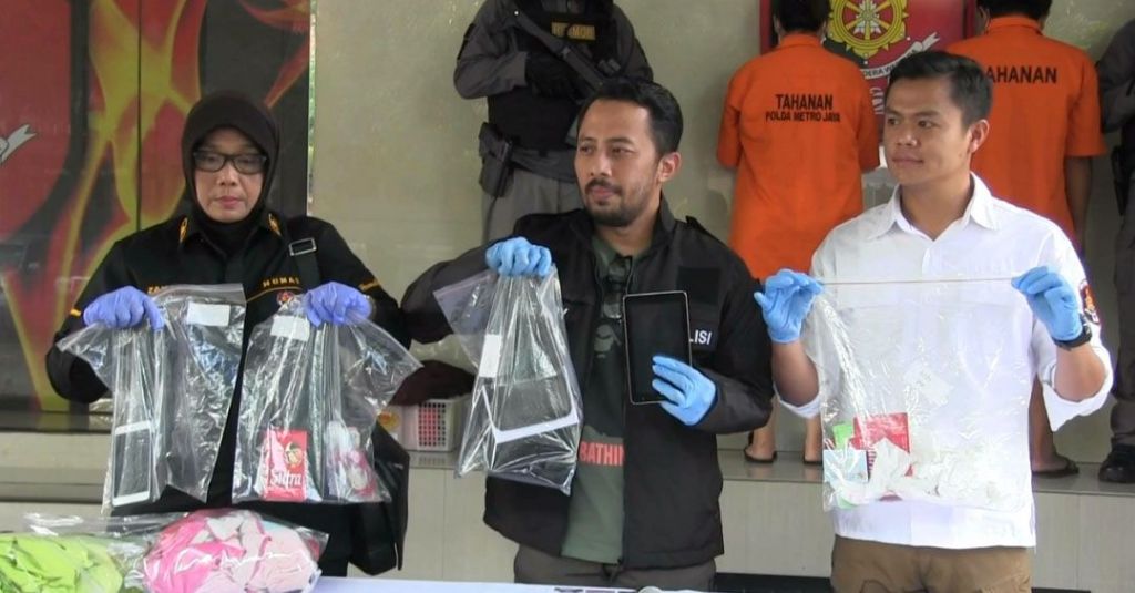 Operasi Pekat Ramadan, Polisi Bongkar Jasa Pijat Plus di Kalibata City