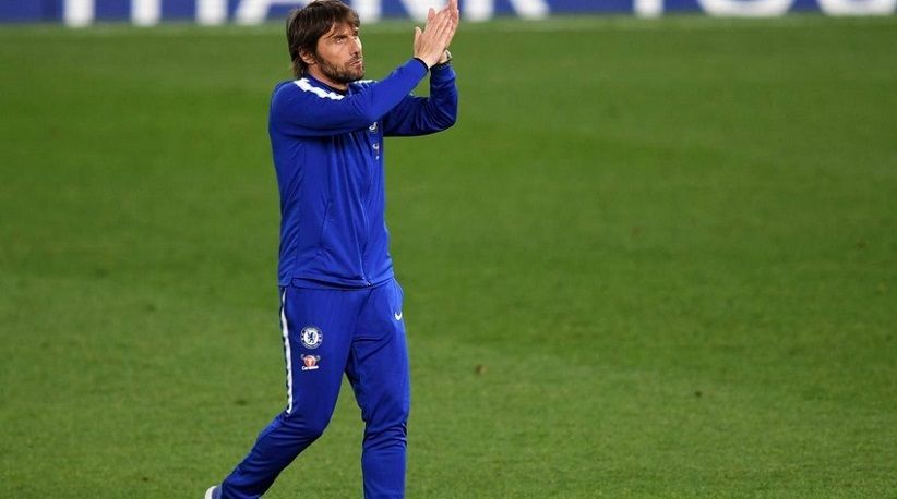 Chelsea Ditahan Huddersfield Town, Conte Bingung