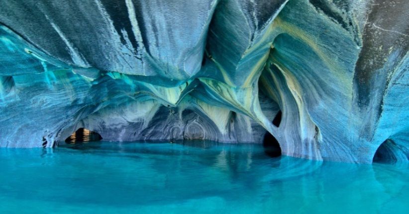 Berwarna Biru, Indahnya Gua Marmer Cile Terlangka di Dunia