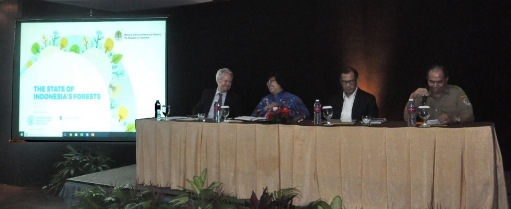 KLHK Finalisasi Dokumen Status Hutan Indonesia 2018