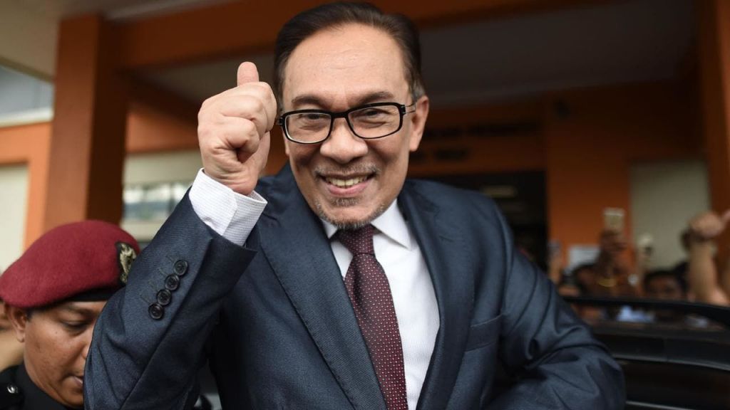 Anwar Ibrahim Jadi Perdana Menteri Malaysia, Dilantik Sore Ini