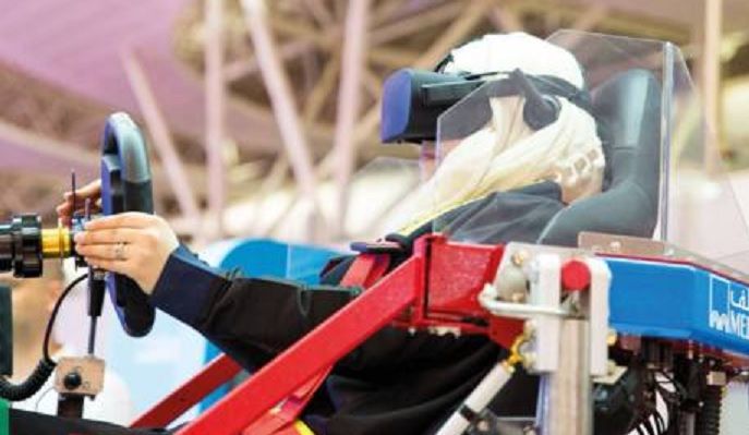 Boleh Mengemudi Mobil, Wanita Arab Ramai Kunjungi Pameran Otomotif