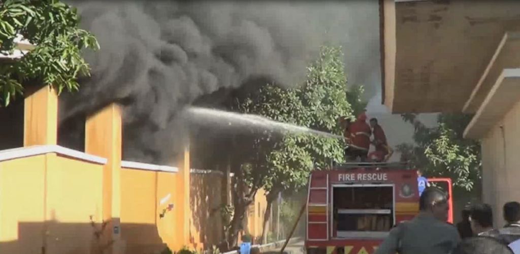Gudang Barang Bekas di RSUD Bangil Terbakar, Pasien Dievakuasi