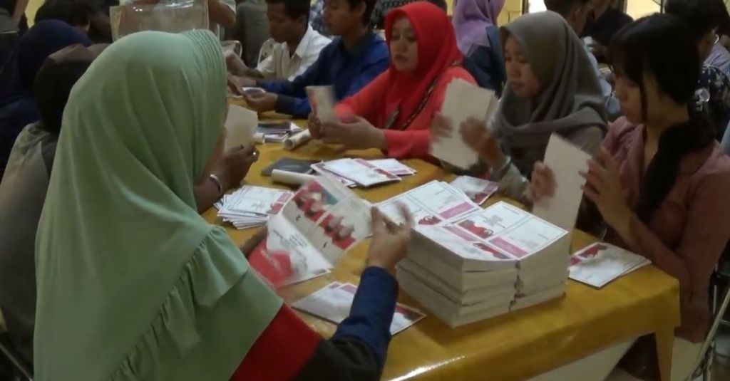 Jelang Pilwalkot Bekasi, Kertas Suara Banyak yang Rusak