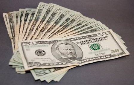 Polisi Peru Sita 8 Juta Dolar AS Palsu yang akan Dikirim ke AS