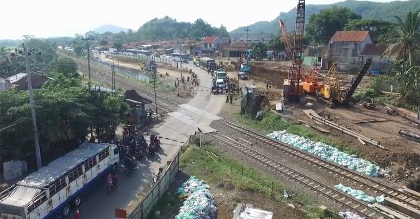 Underpass Belum Rampung, Kemacetan Bayangi Pemudik di Brebes