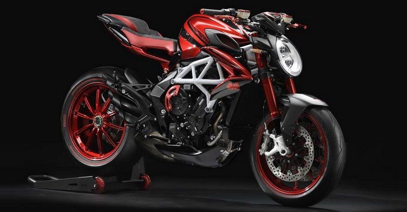 Lewis Hamilton Rancang Moge Bertenaga Brutal