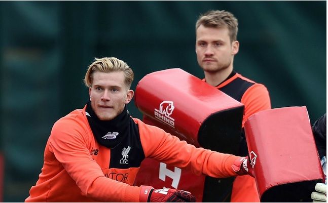 Hujatan Mendera Karius, Mignolet Beri Dukungan