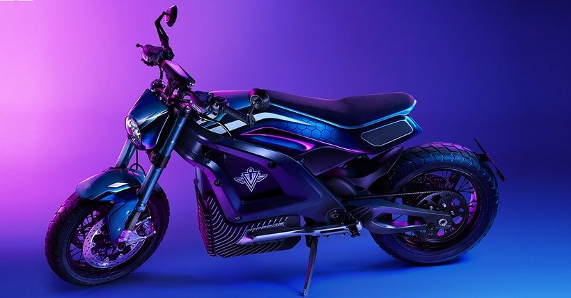 Motor Buntung Italian Volt Lacama Disulap Jadi Tracker