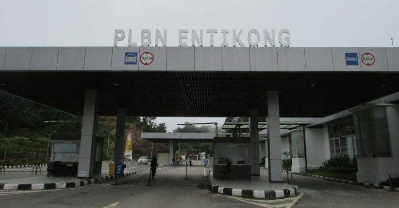 Berwisata di Batas Negeri, Tentang Entikong dan Keistimewaannya