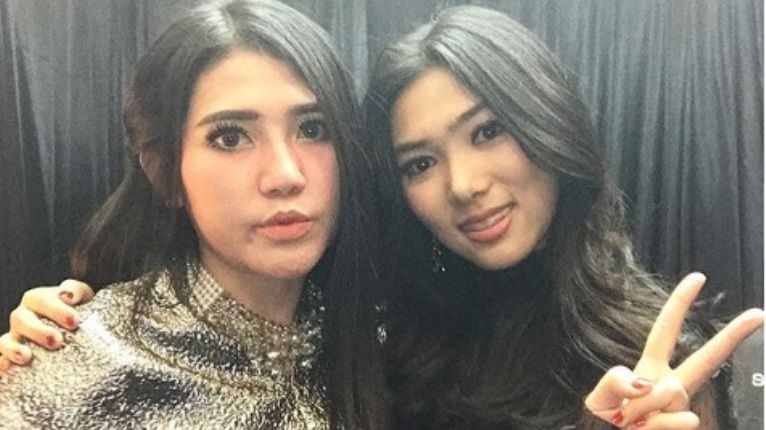Foto Bareng, Via Vallen dan Isyana Sarasvati Dibilang Kembar