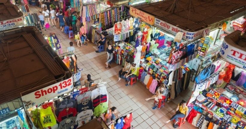 Travelling ke Vietnam, Jangan Lupa Berburu Baju Lebaran di Sini