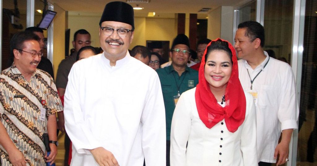 Gus Ipul-Puti: Bumikan Pancasila untuk Kesejahteraan dan Persatuan