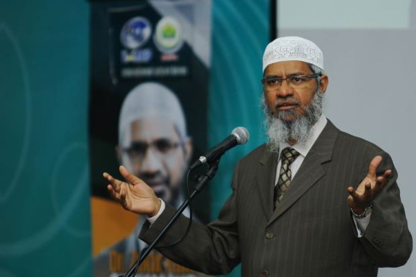 Pemerintah Malaysia Tetap Membidik Ulama Zakir Naik