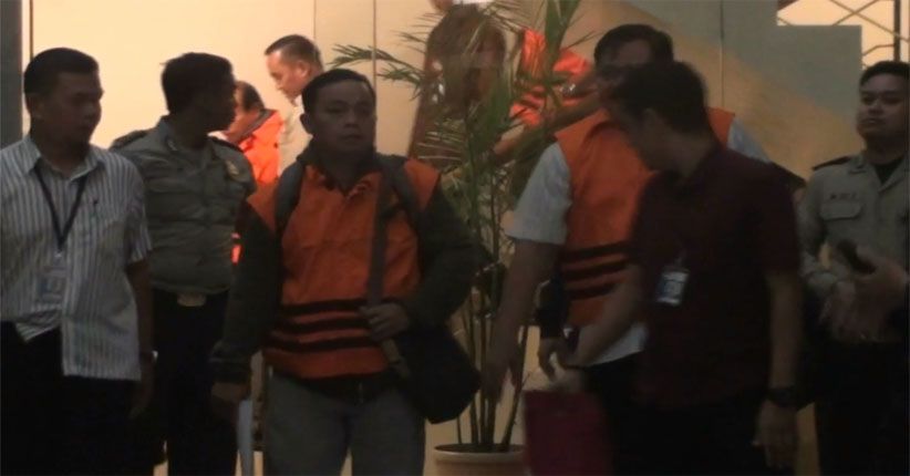 4 Tersangka Kasus Suap Bupati Tulungagung Dipindahkan ke Rutan KPK