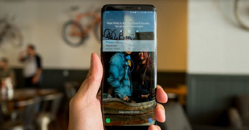 Ini Dia 4 Smartphone dengan Layar Lengkung Terbaik