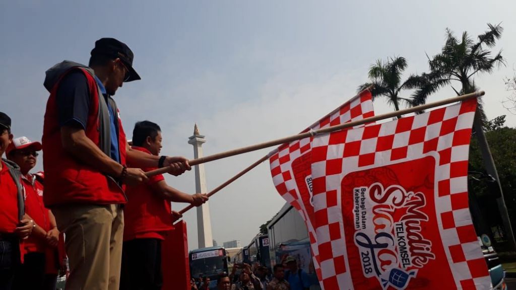 Lepas Mudik Gratis Tenaga PPSU, Sandi Pesan Tak Perlu Mengajak Kerabat