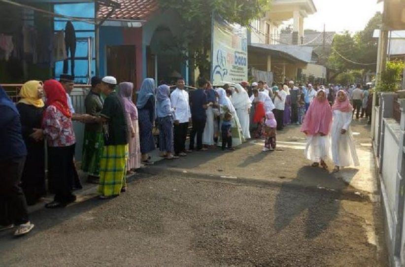 Uniknya Tradisi Silaturahmi Penuh Kekeluargaan Warga Kampung Asem