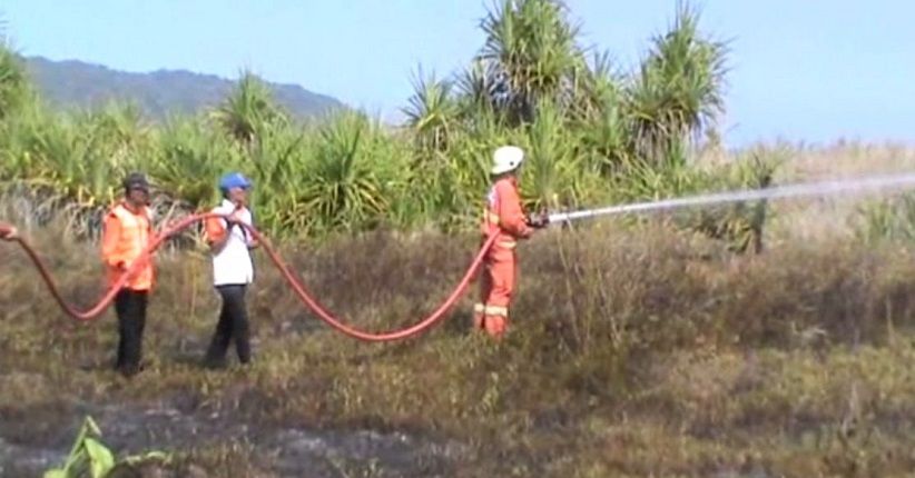 Kawasan Landasan Maskapai Susi Air di Pangandaran Terbakar