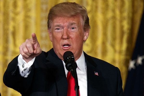 Trump: AS Bukan Kamp Migran dan Fasilitas Penampungan Pengungsi