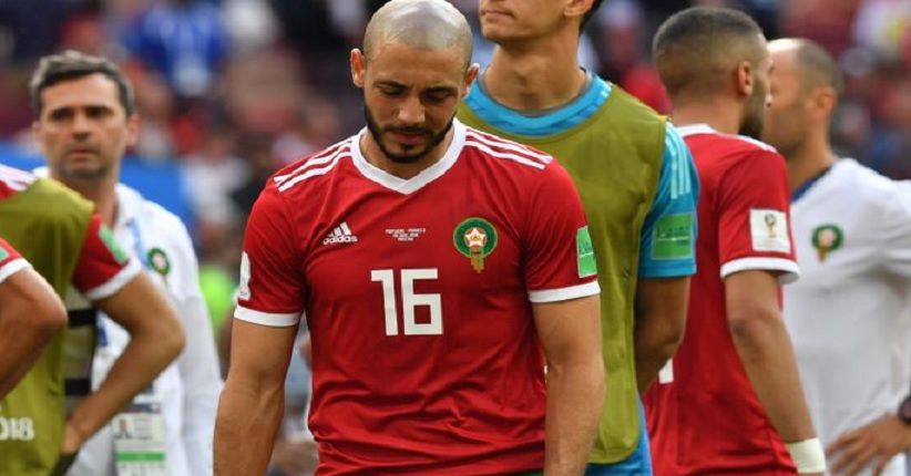 Wasit Minta Kaus Ronaldo, Amrabat Meradang