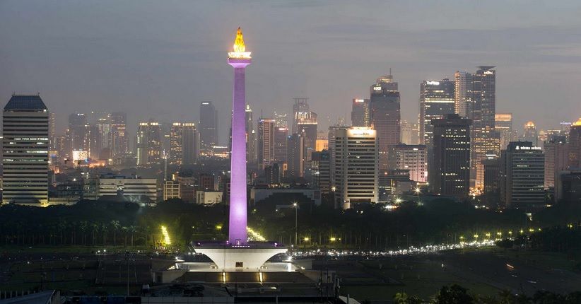 HUT RI ke-74, Polusi Udara di Jakarta Turun Signifikan Malam Ini