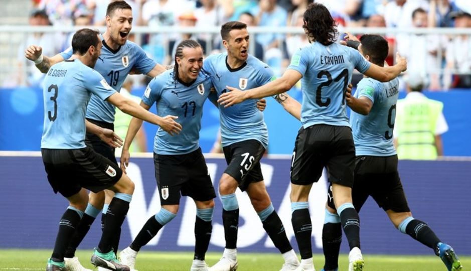 Bantai Rusia 3-0, Uruguay Finis sebagai Juara Grup A