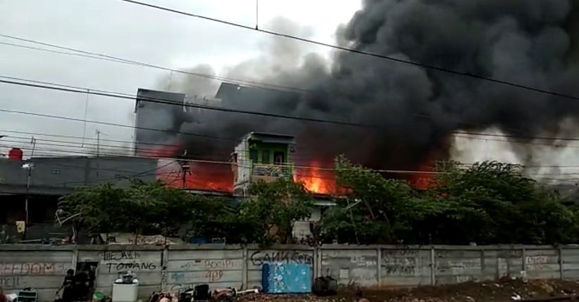 Kebakaran di Tanah Tinggi Jakpus Hanguskan 53 Rumah, 97 KK Terdampak