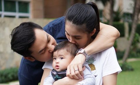 Menggemaskan, Gaya Tampan Anak Sandra Dewi Patut Diintip