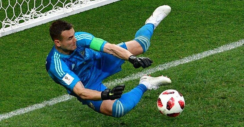 Igor Akinfeev Akui Timnas Rusia Mengharapkan Adu Penalti