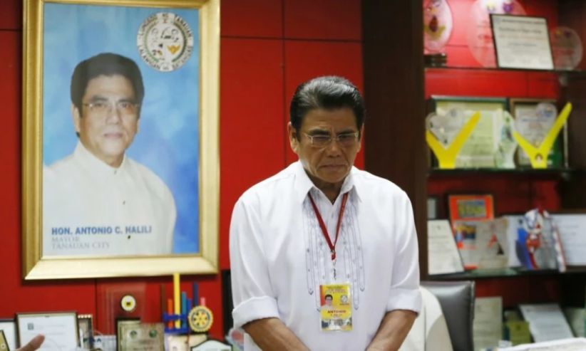 Wali Kota di Filipina Tewas Ditembak Sniper saat Upacara Bendera