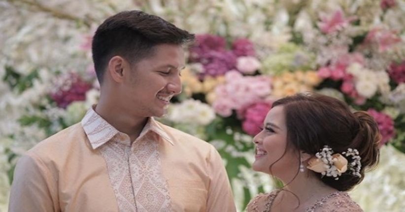 Cantiknya Tasya Kamila di Momen Tunangan