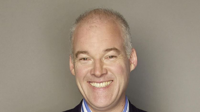 Jon Champion, Sang Komentator Ikonik Piala Dunia