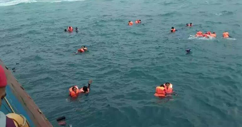 Kapal Fery Lestari Maju Karam di Perairan Selayar