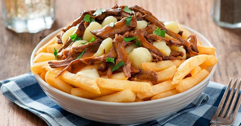 Mencicipi Poutine, Kentang Goreng Populer Khas Kanada