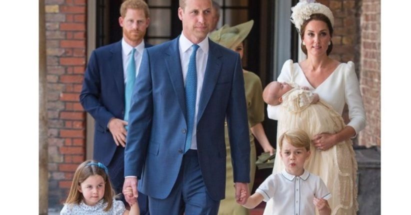 Dibaptis, Busana Pangeran Louis Curi Perhatian