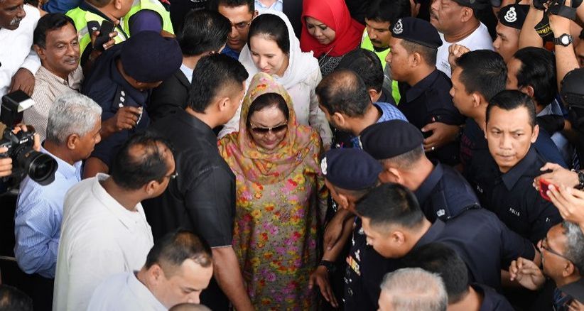 Perusahaan Perhiasan Lebanon Gugat Istri Najib Razak Rp209 Miliar