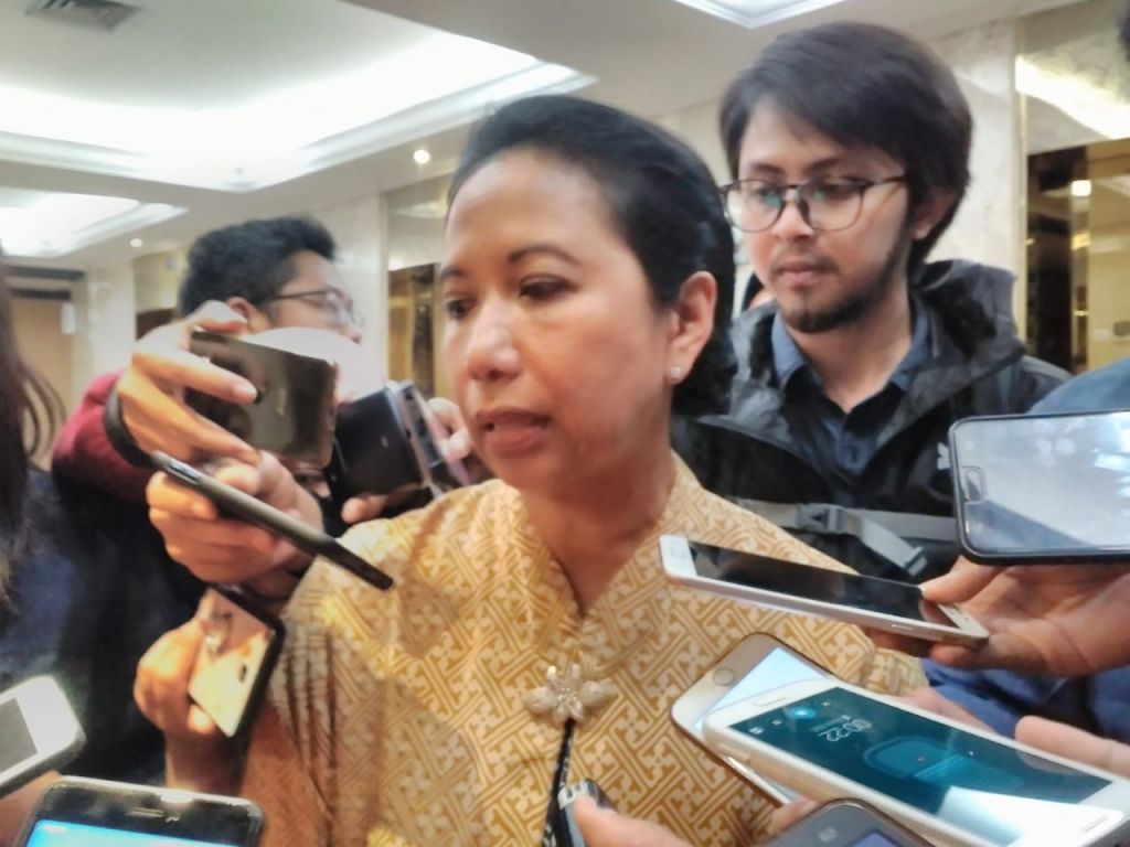 Menteri Rini: Kilang Balikpapan Fokus Produksi BBM Ramah Lingkungan