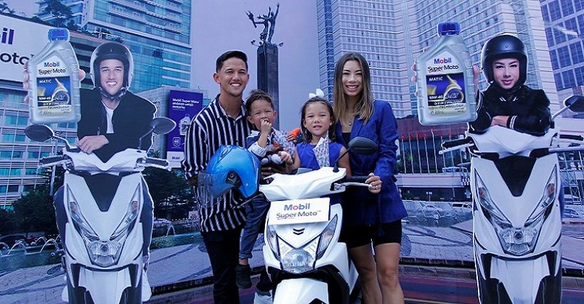 Dibanding Mobil, Irfan Bachdim Lebih Suka Naik Motor Skutik