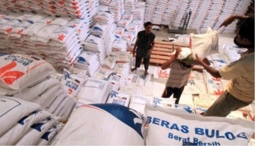 Siapkan 11.000 Ton Beras Renceng, Bulog Jual Rp2.500 per Kemasan