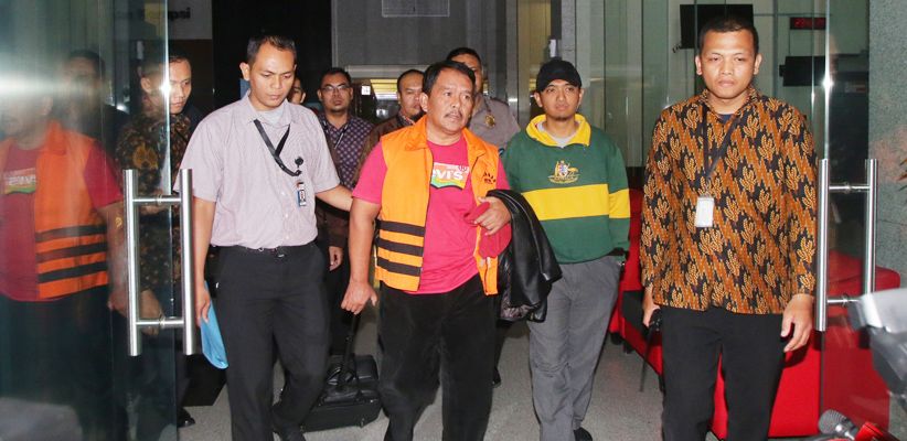 KPK Ultimatum Tersangka Suap Proyek Kabupaten Labuhanbatu Umar Ritonga