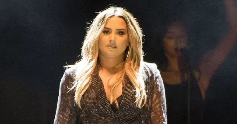 Sebulan Sebelum Overdosis Demi Lovato Terlihat Kacau