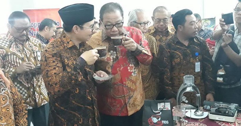 Kemenkop Bubarkan 50.000-an Koperasi Berstatus Tak Jelas 