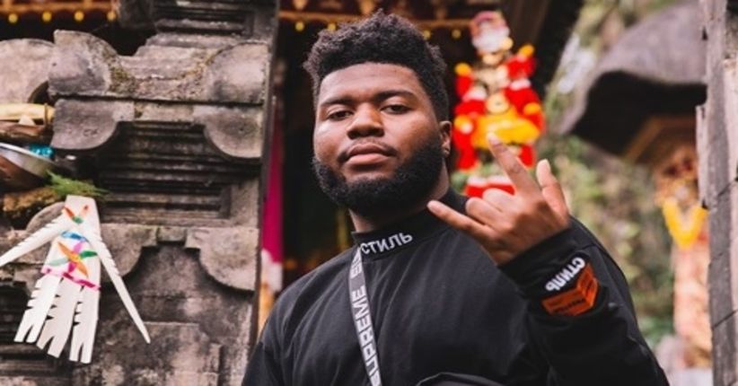 Liburan ke Bali, Khalid Ajak Duet Pemuda Indonesia