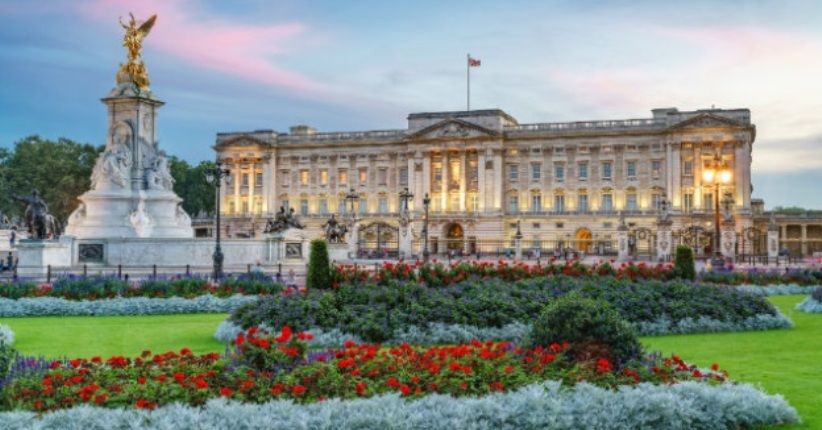 Mau Wisata? Kunjungi 11 Destinasi Unik yang Mirip di Film-Film Animasi