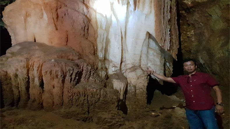 Gua Cantik Bertuliskan Arab Ditemukan Penambang Batu Kapur di Tuban
