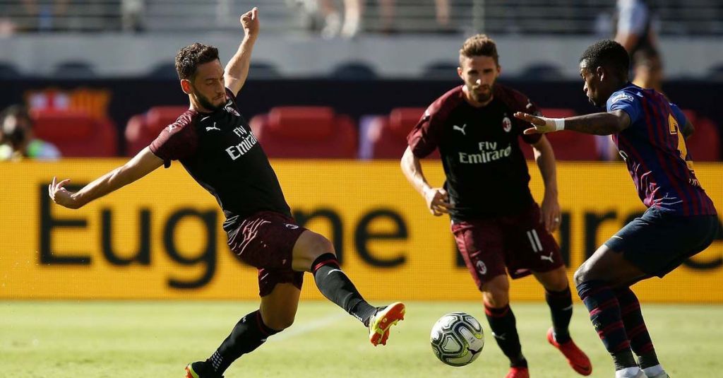 Gol Telat Silva Menangkan Milan atas Barcelona 1-0