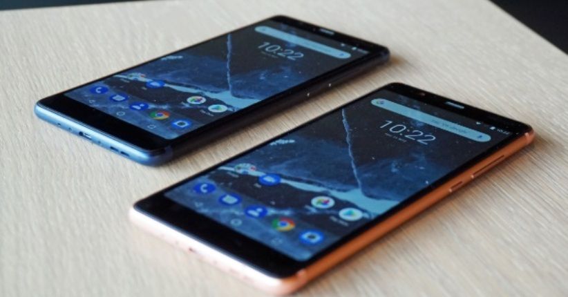 3 Smartphone Kompak Terbaik 2018, Ini Spesifikasinya
